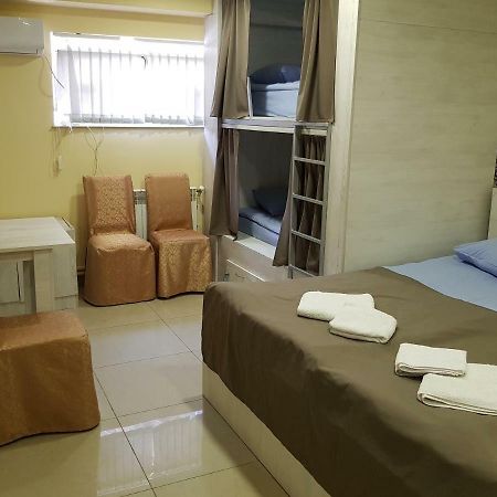 5X5 Hostel Erivan Exterior foto